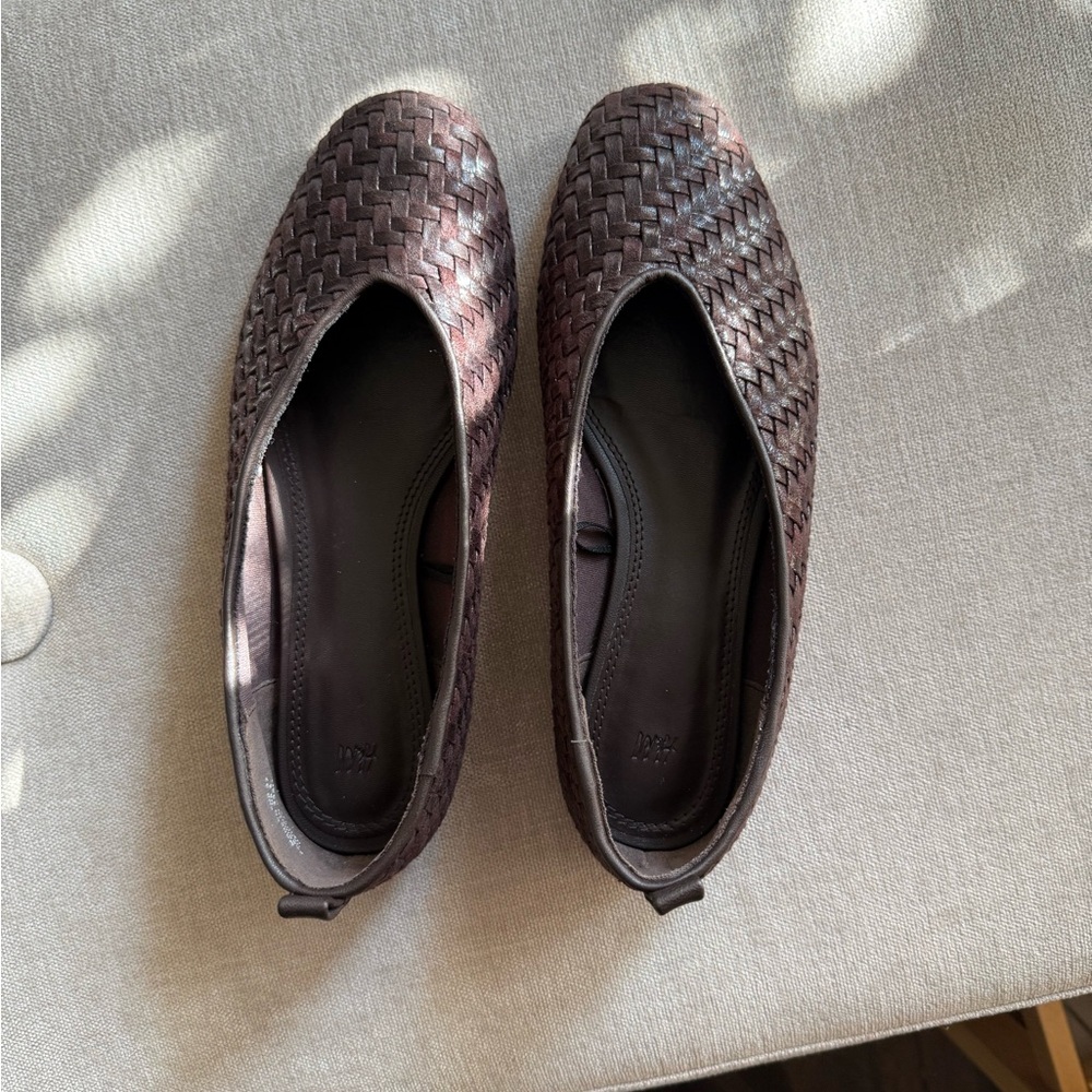Ezra’s Brown Woven Women's Flats